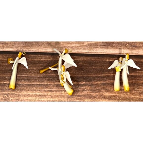 2008 HALLMARK KEEPSAKE ORNAMENT QXM8114 REJOICING ANGELS BY ROBERT CHAD - Picture 7 of 8